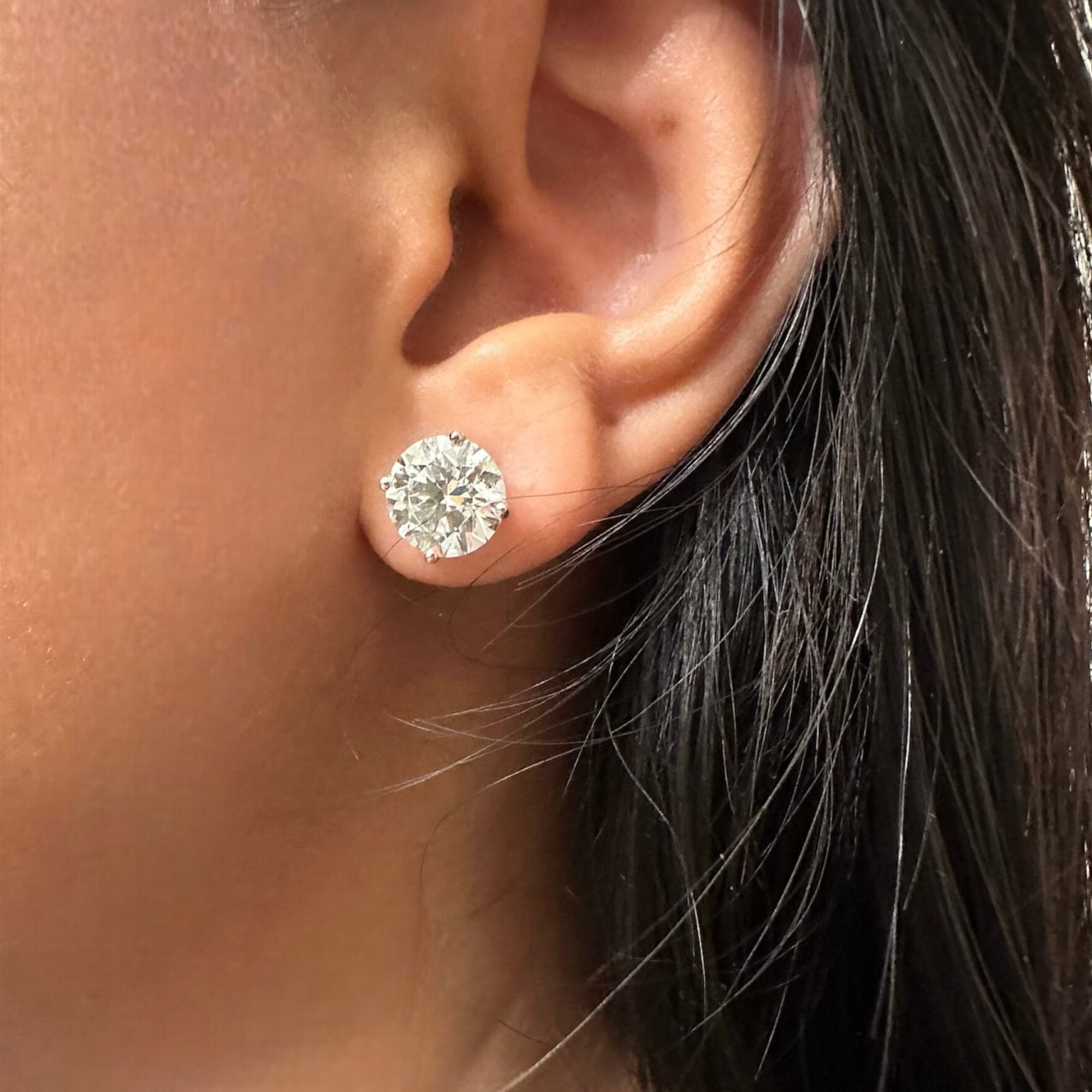 3CT STUD EARRINGS